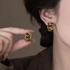 New Creative Leopard C-Shaped Earrings for Women Ladies Light Luxury Temperament Metal Stud Earrings Party Jewelry Accessories