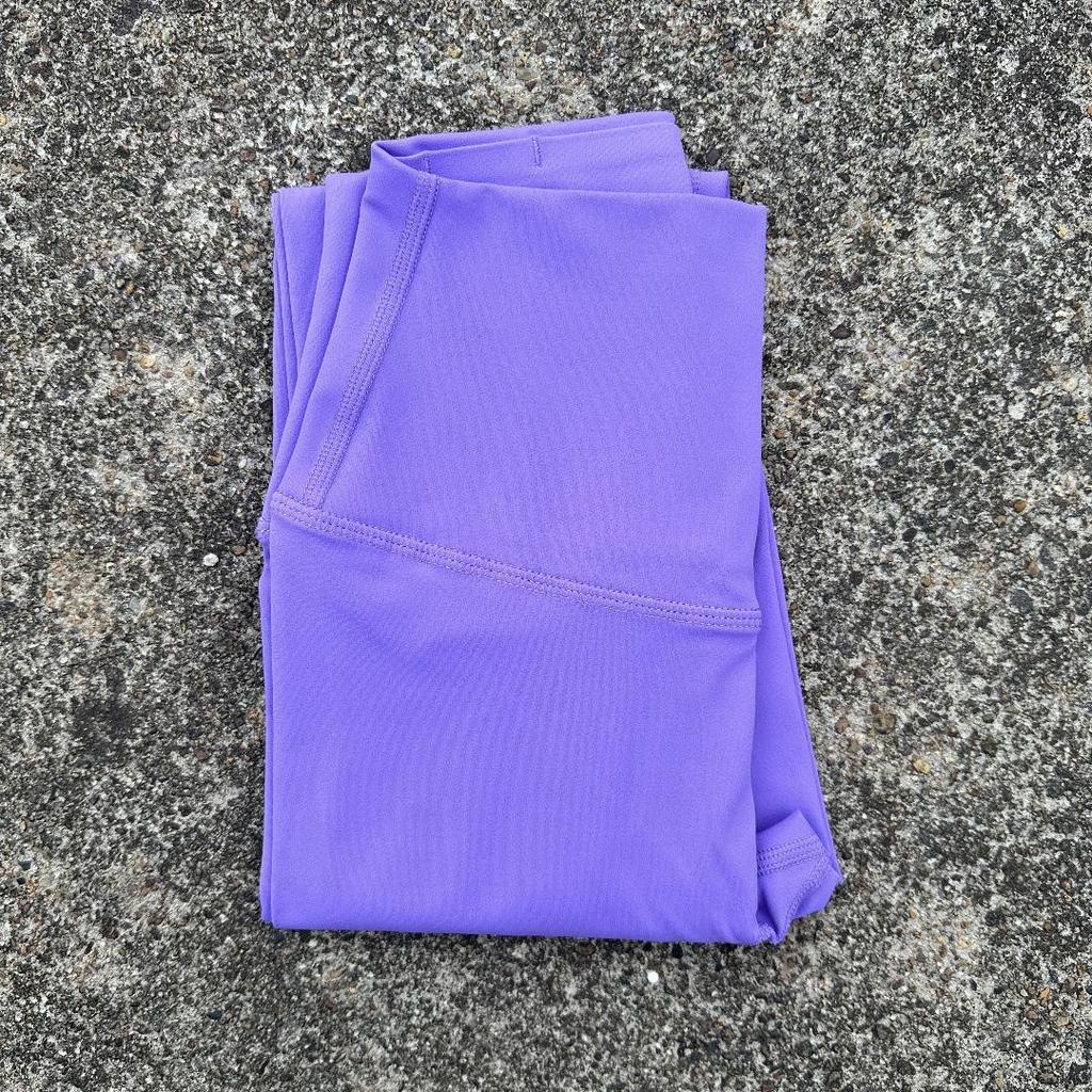 Solid Color High-Waisted Women's Yoga Leggings with Back Pocket – Soft, Elastic, and Peach Bum Enhancing