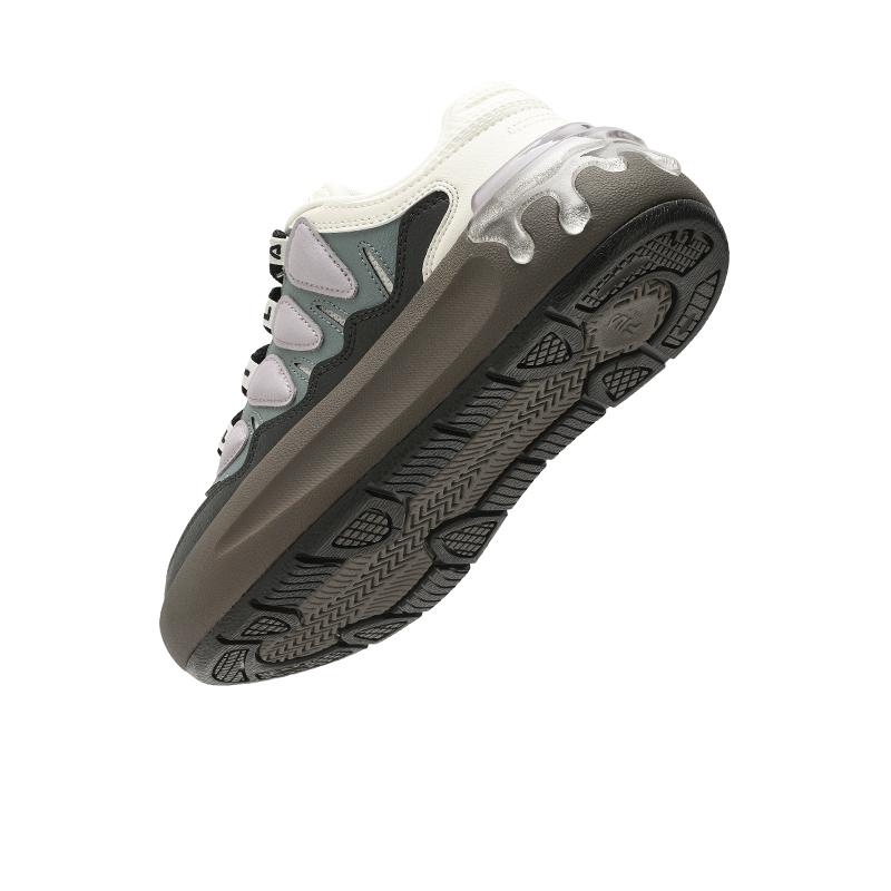 FILA Carrot 2 Casual Sneakers Comfortable Versatile Non-Slip Durable Low-Top Women sneaker White Black F12W511208FVB