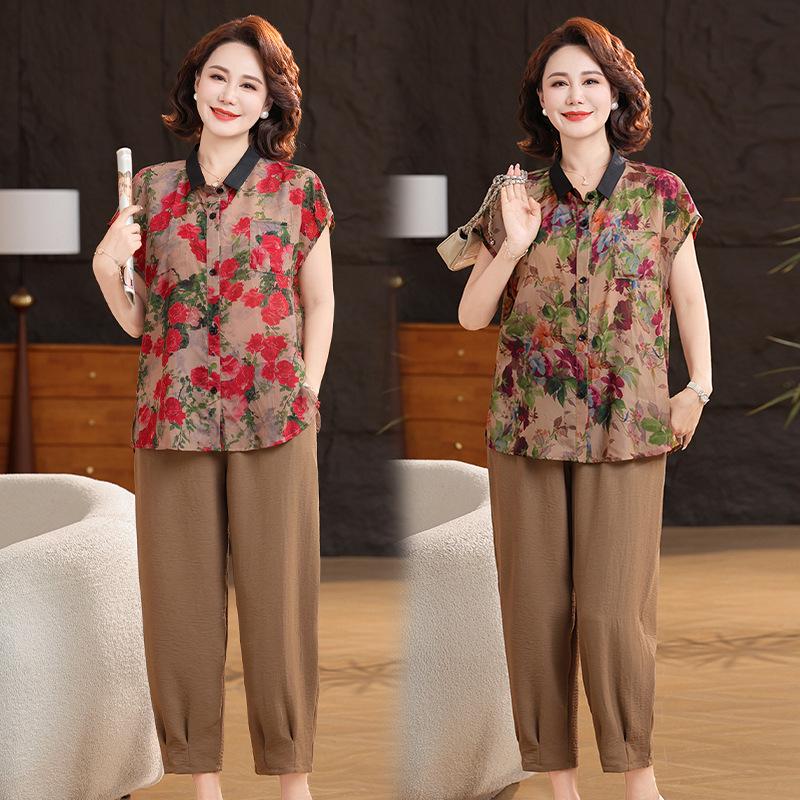 High-End Plus-Size Summer Fashion Set: Flattering Elastic Two-Piece T-shirt & Shorts for Middle-Aged & Elderly Women