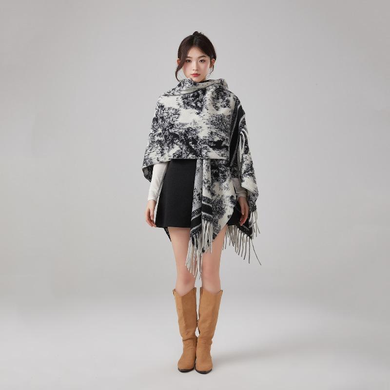 Ethnic Style Shawl Women Keep Warm In Autumn and Winter with Long Retro Ink Painting Cape Tassel Travel Wearing Cape Women