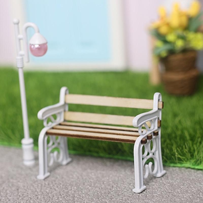 2 Teile/Satz 1:12 Puppenhaus Miniatur Holz Parkbank Straßenlaterne Anzug Fee Garten Ornamente Gartenmöbel Modell Dekor Spielzeug