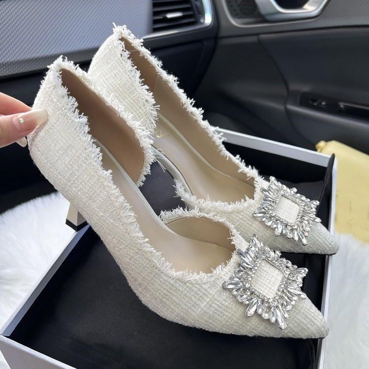 High heels women's summer new niche design French pointed shoes thin heels small fragrant rhinestone single shoes
