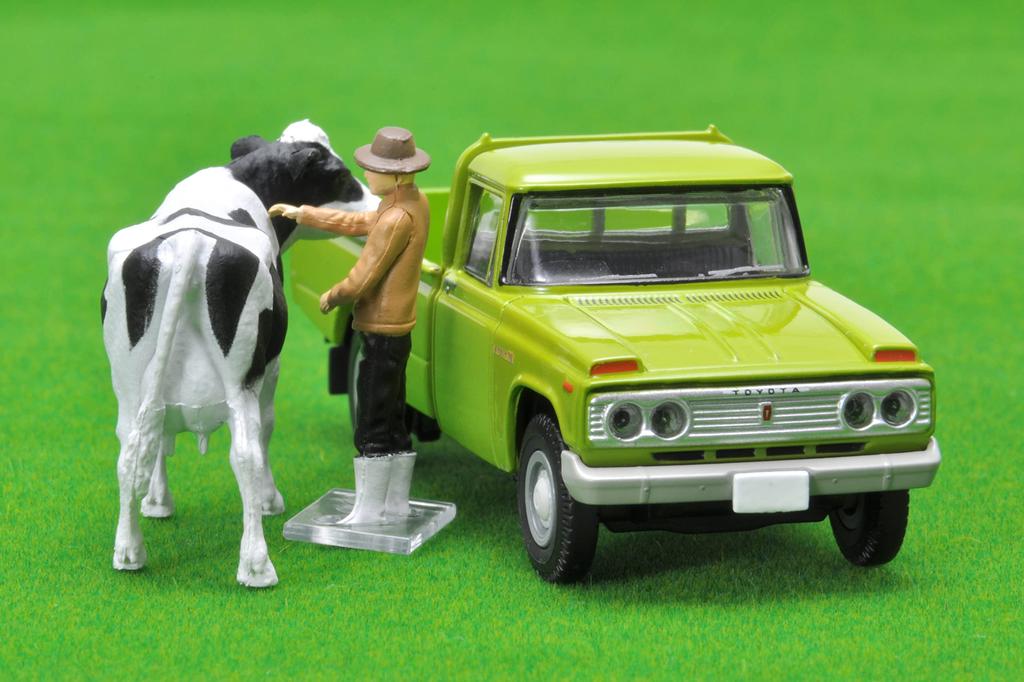 Tomytec Tomica Limited Vintage Scale Toyota Stout with Figure 321293 1/64 LV-189c (Green) (Finished Model)