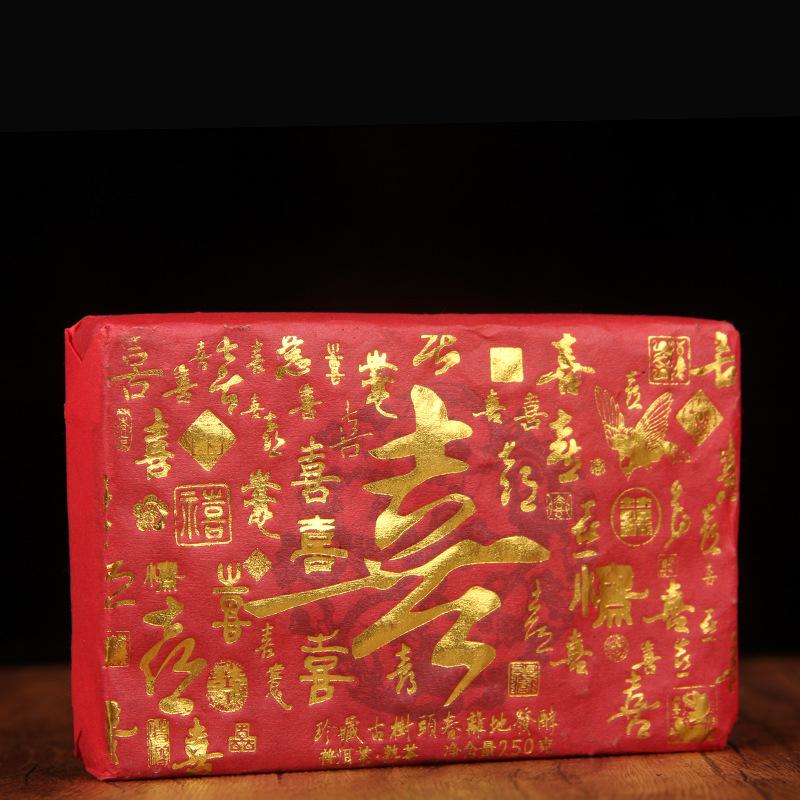 

Menghai Old Cooked Tea Brick 2017 Menghai Старое дерево, выдержанный чай Пуэр Fu Lu Shou Xi Zhi 250 г Fu Brick 4