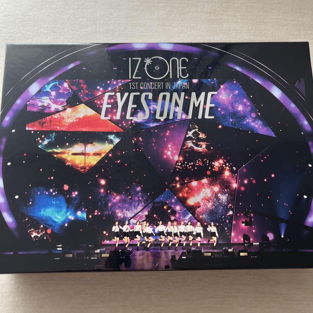 [USED] IZ*ONE 1st Concert in Japan: EYES ON ME