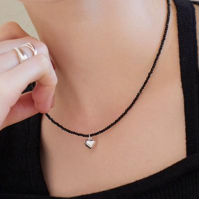 Dmoment (925 Silver) Eir Heart Black Bead Silver Necklace