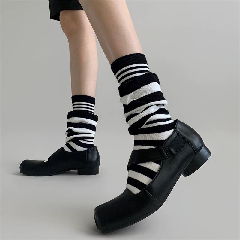 The More I Like It~ Fake Two-Piece Design Socks, Ankola Red Stripes Stacked On The Bell Mouth Stacking Socks