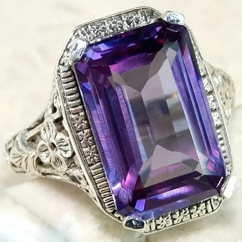 Women'S Purple Cubic Zirconia Ring With Flower Design - Fashionable Wedding Anniversary Party Jewelry Accessory