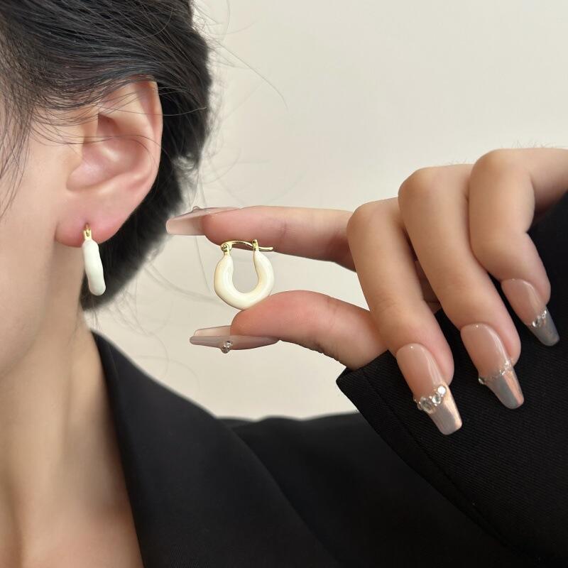 Vintage U-Shaped Irregular Drop Oil Earrings for Women Ladies Simple Individualistic Fashion Earrings Buckle Daily Jewelry Gifts