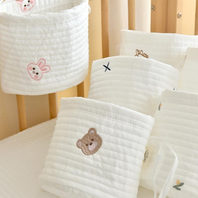 Baby Cot Hanging Storage Bag Bedside Hanging Storage Pocket Cotton Bag for Organizing Diapers & Toy Beside this crib