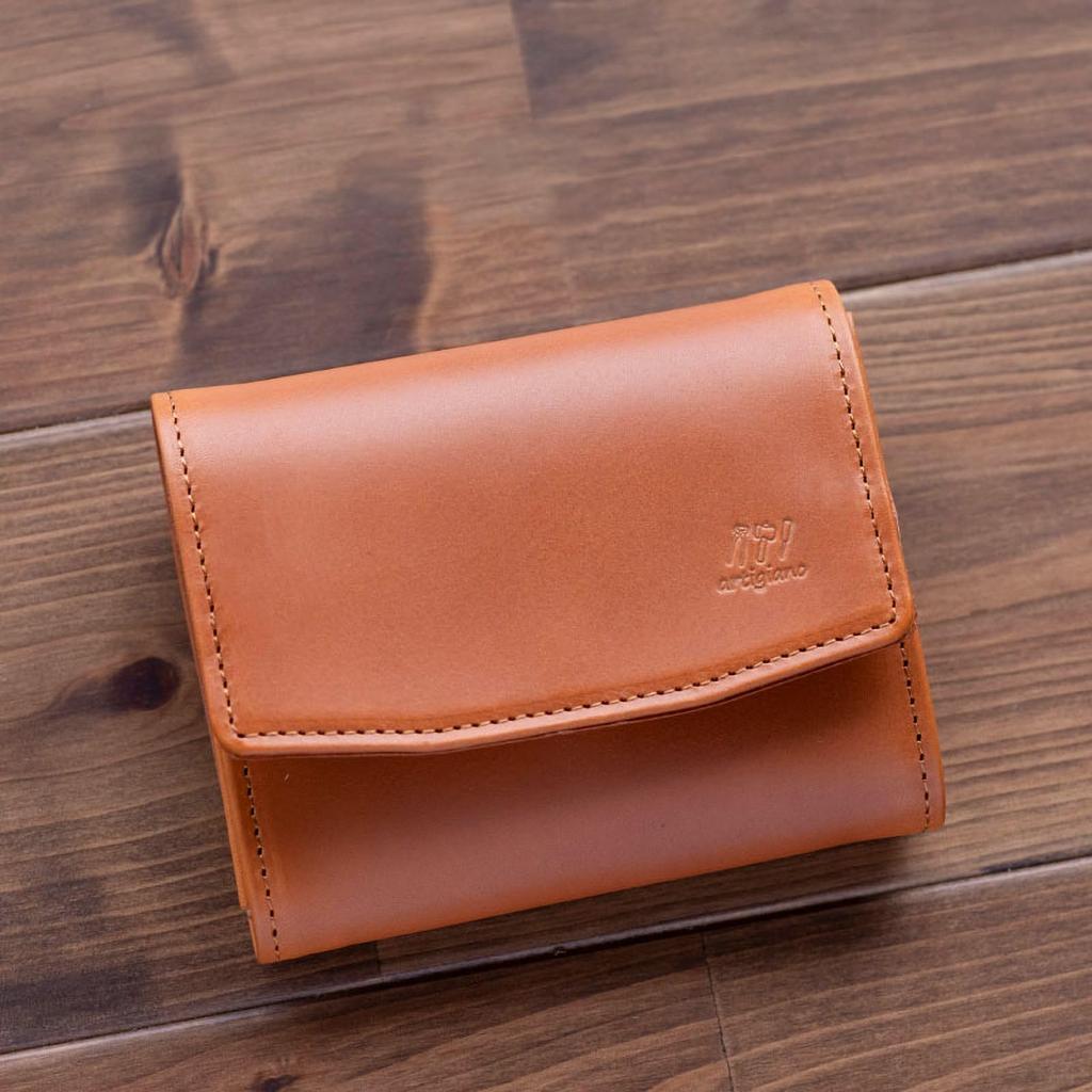 artigianoworks Women's Bifold Wallet, Genuine Himeji Leather, Mini Wallet with Card Slots, Coin Purse, Compact Design, Stylish Gift, Green (AW-19hn)