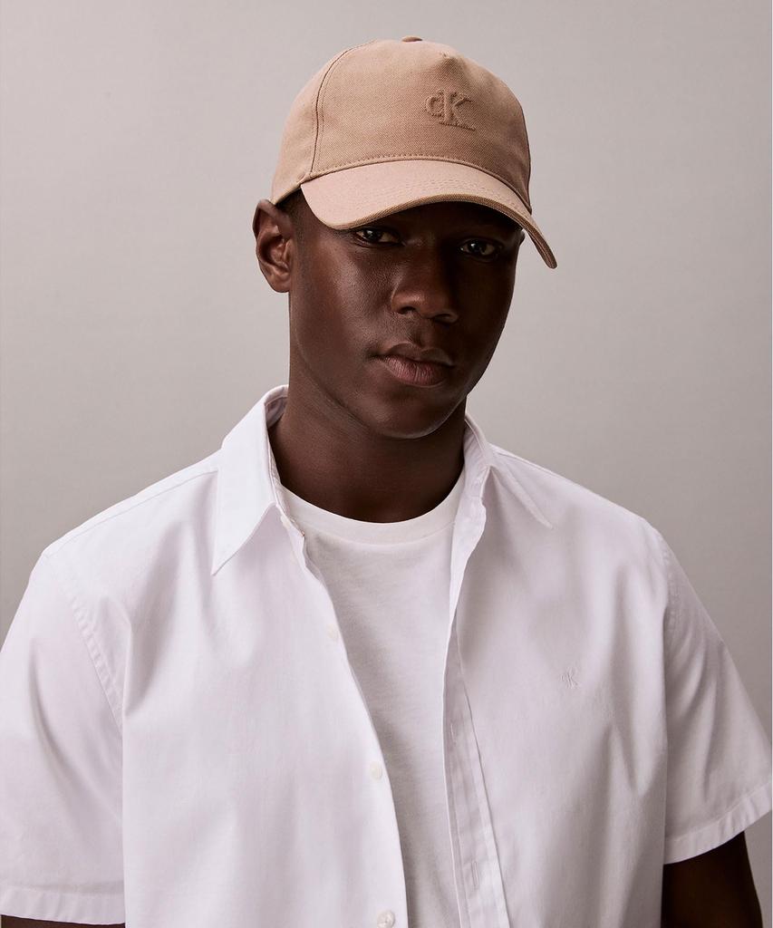 Cap Monogram Embossed Canvas Baseball Cap 4G5027G OS DESERTTAUPEVFU [Calvin Klein] -