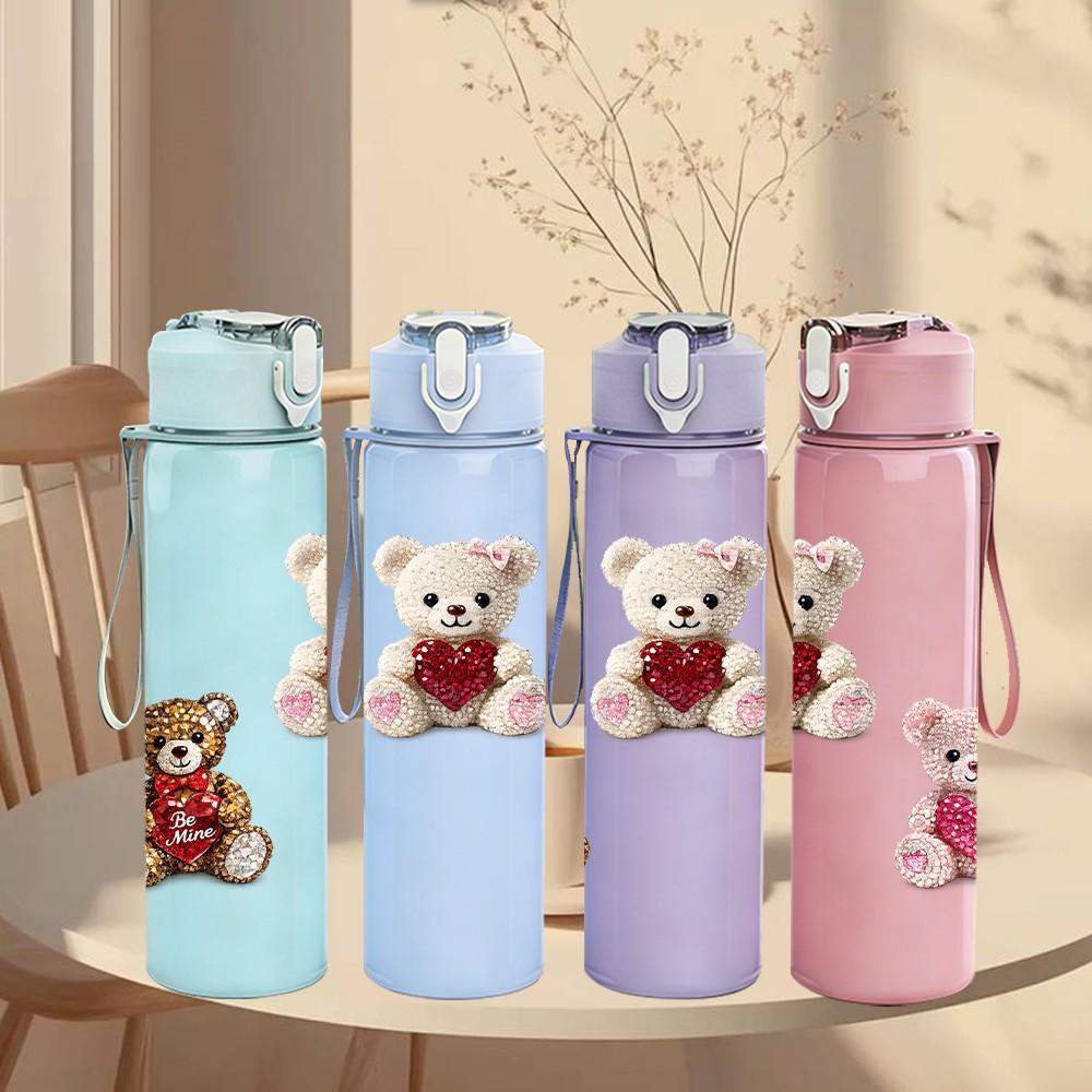 1PC Teddy Bear Toy Group Cartoon Print 750ml Color Plastic Sports Water Bottle Leakproof Flip Straw Lid Suitable for Sports Office Home Use