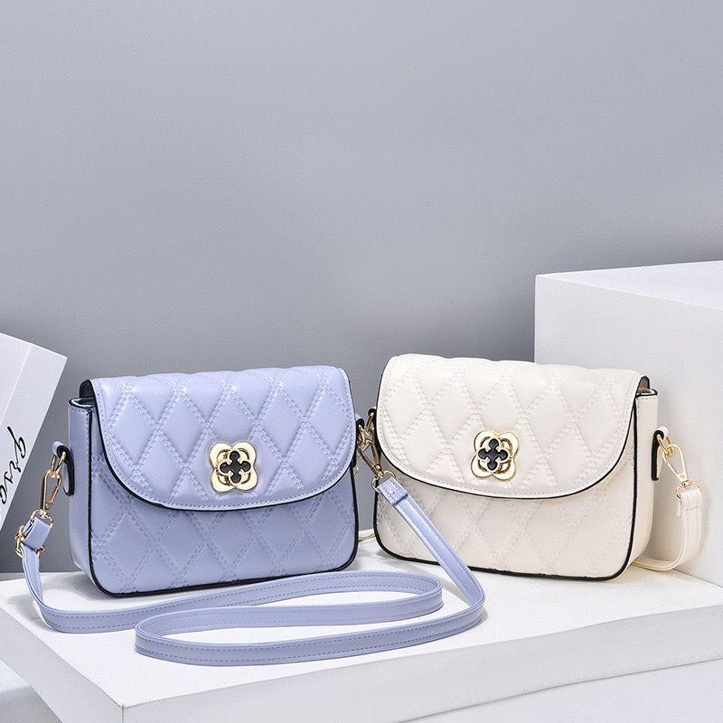 Женская сумка-мессенджер — фото 5