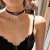Invertierte Mondanhänger Choker Halskette Punk Stil Geometrische Hornanhänger Halskette Schlüsselbeinkette Hip Hop Schmuck Geschenk