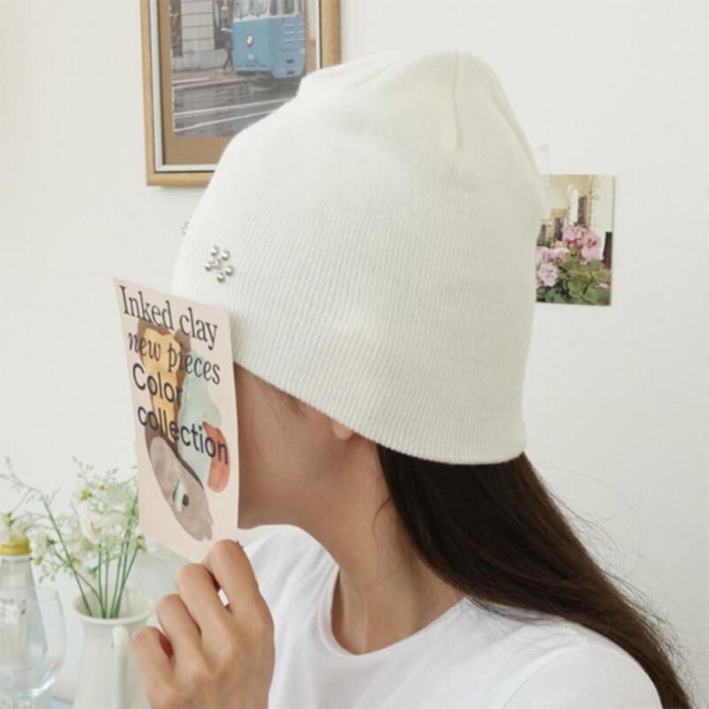 Women s Floral Decorated Cubic Golji Knit Beanie Hat Light gray