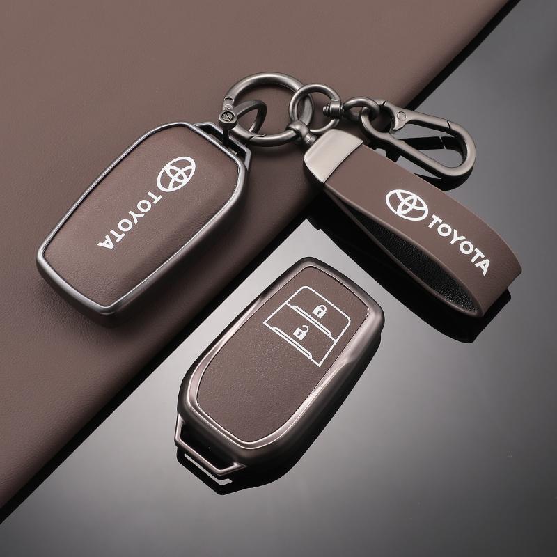Läder Bilnyckel Fodral Fobskydd för Toyota RAV4 Crown Hilux Fortuner Yaris Prius Corolla Camry Land Cruiser Avensis Verso Prado C