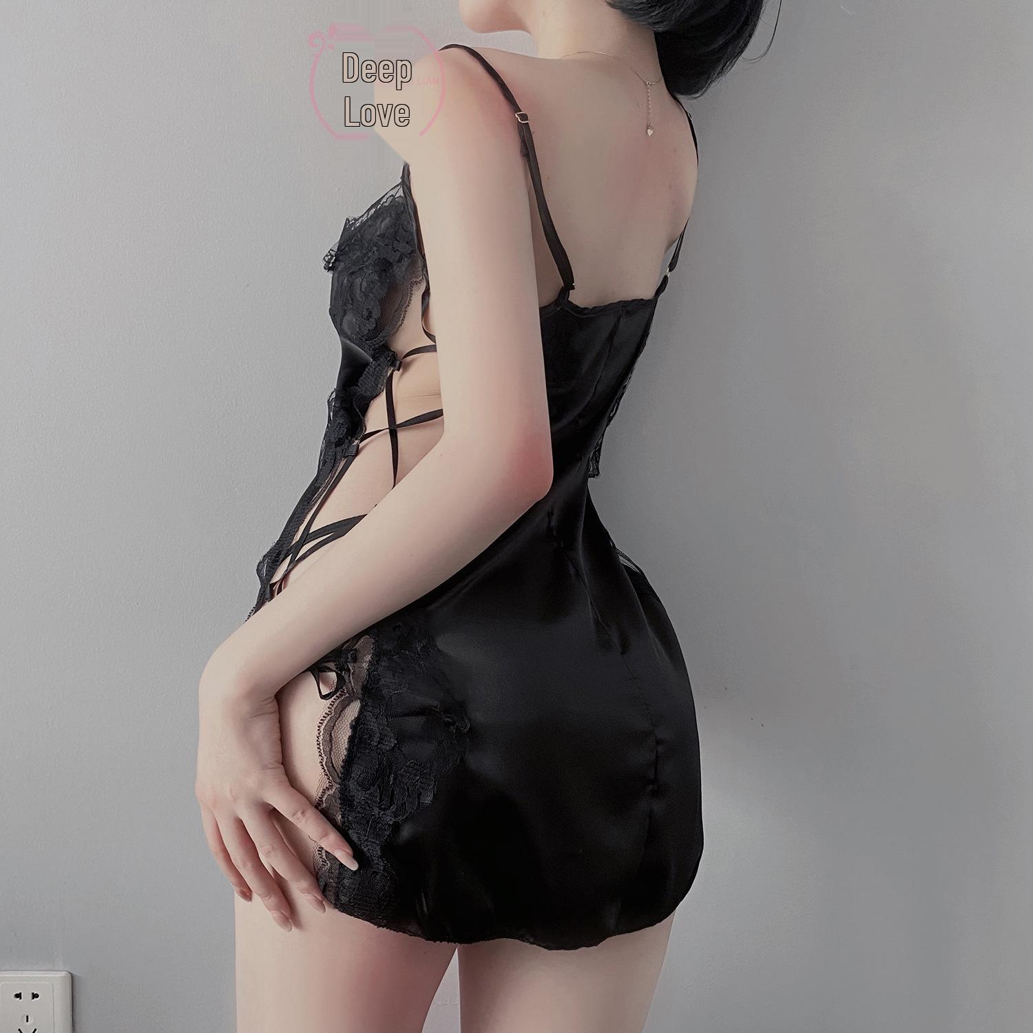 

Комплект мини-ночной сорочки из атласа, шифона и кружева «Мулан Любовь» One Size (for weight below 65 kg)