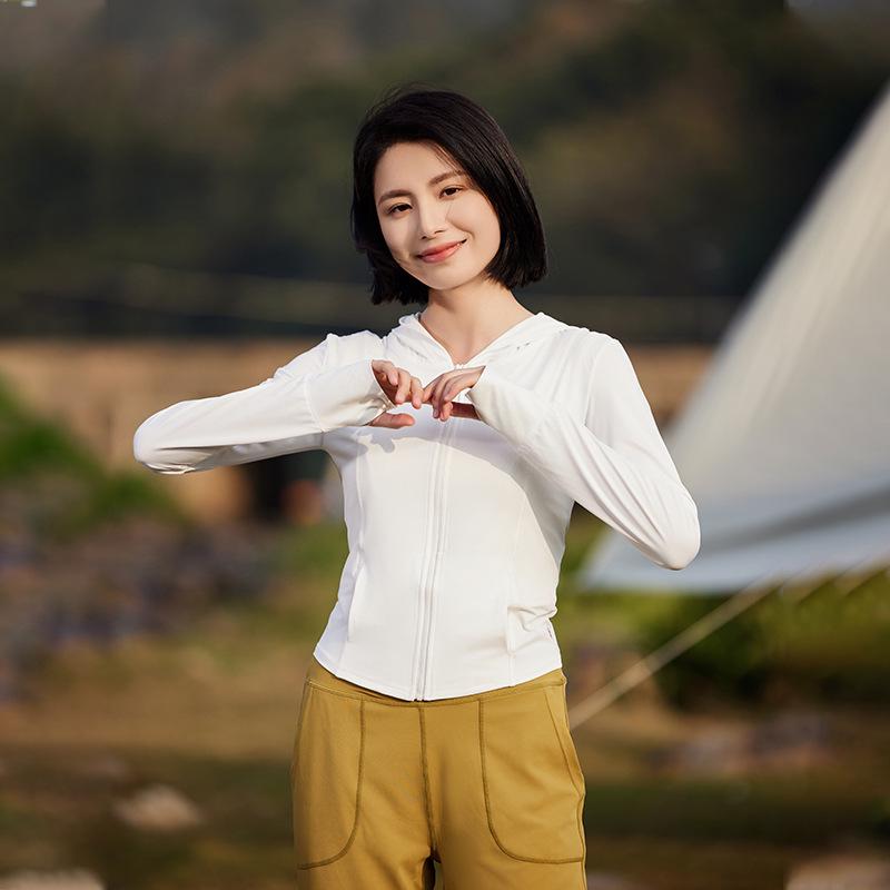 Women's Summer Slimming Outdoor Yoga Sunscreen Jacket - Breathable 2025 Ice Silk UV Protection Coat