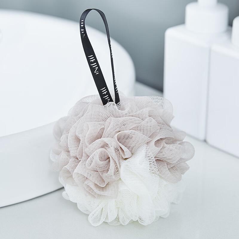 

Bath Pouf