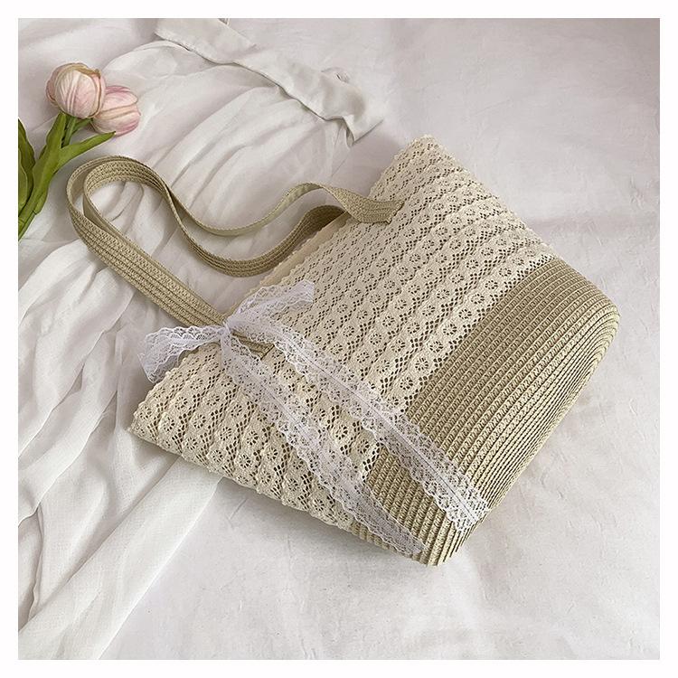 Holiday Straw Bag Lace Woven Bag Large Capacity Tote Bag Women's Spring and Summer New Seaside Shoulder Bag Summer Beach Tote Handbag