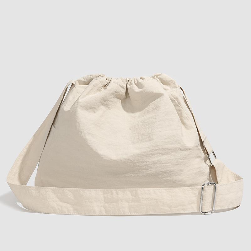 School bag, new dumpling large-capacity shoulder bag, casual going out Mori messenger bag, Korean version of simple commuting to work, small