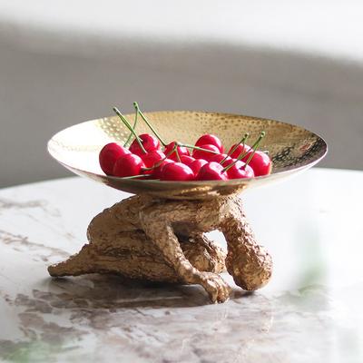 Resin Handicraft Desktop Storage Tray Fruit Dish Compote Golden Art Figure Kowtow Decorative Figurines Home Decoration