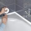 Role samolepicích těsnění - SHOP-STORY - Tloušťka 2,2 cm - Délka 3,2 m - Barva Bílá