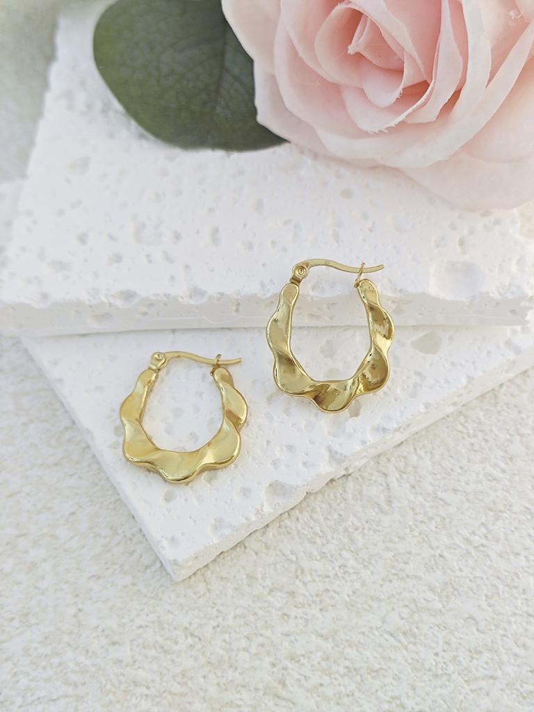 Fashion Stainless Steel Gold Plated Earrings Multi Style Size Hoop New Design Hypoallergenic Gold Plated Irregular Earring