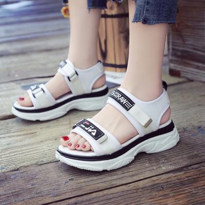 Sommer neue Sandalen Damen koreanische Version Mode lässig Studentin Muffinboden Keilabsatz Klettverschluss Plateau Strandschuhe Damen