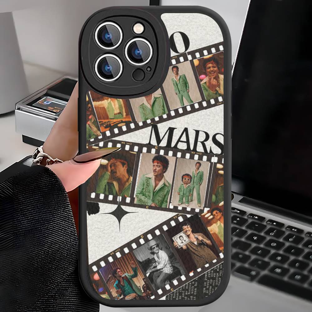 

Famous Bruno Mars The Romantic Leather Phone Case For IPhone 15 14 13 Pro Max 12 11 16 Plus Phone Cover iPhone 16 pro
