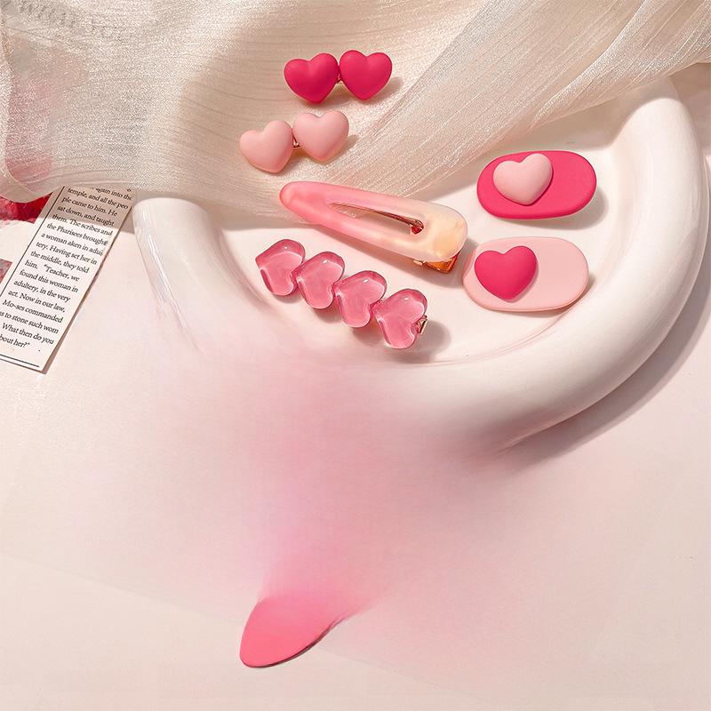 2023 Pink Love Dopamine Hairpin for Women: Trendy Bangs Duckbill Clip