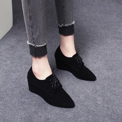 Spitze Keilabsatz Damenschuhe neu schwarzes Schafleder Schnürschuhe einfache Persönlichkeit bequeme hohe Absätze