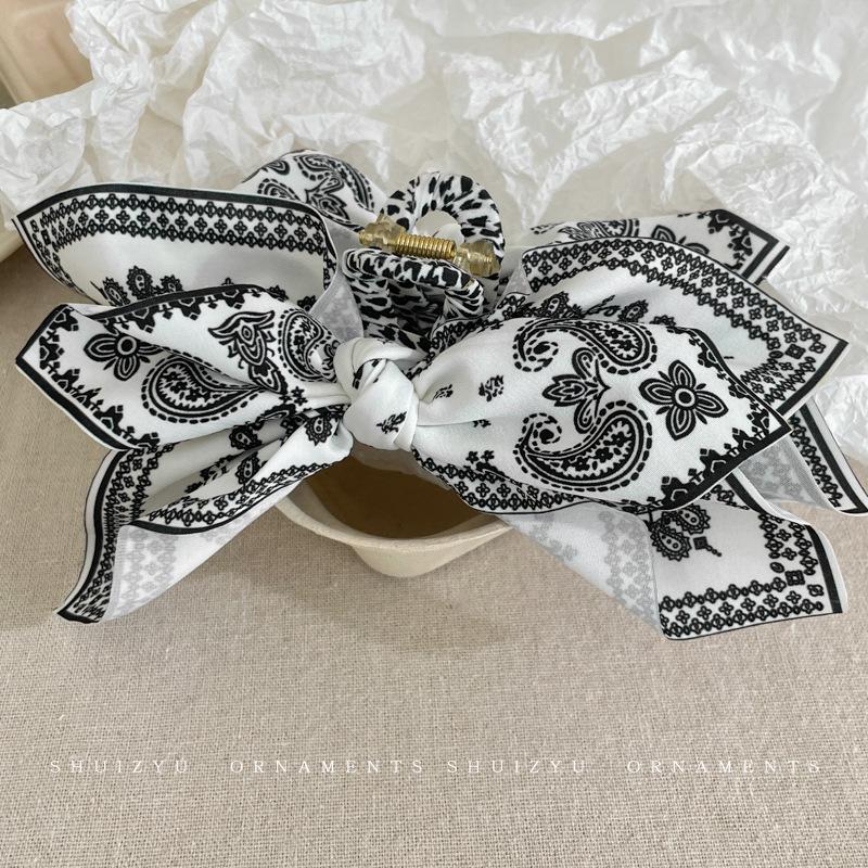 2023 Stylish Runaway Princess Bow Hair Clip: Double-Sided Shark Claw Hairpin