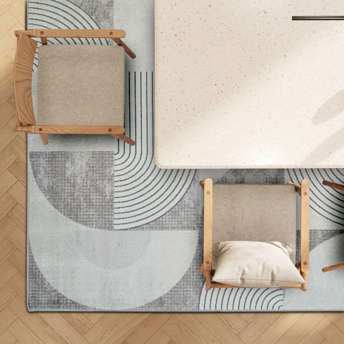 Moderný obývačkový koberec s grafickými vzormi sivý 190x240