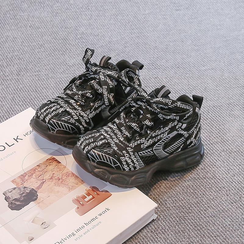 

Children s sports shoes 2025 autumn new boys shoes girls dad shoes soft-soled casual shoes trendy fashion 30 чёрный