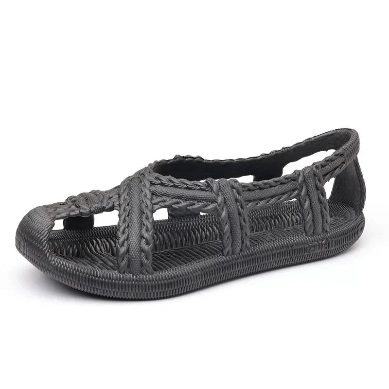 Retro handmade woven shoes with soft soles anti slip beach shoes for men's and women's rattan woven grass sandals slippers