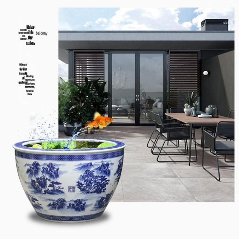 Three Wolves Farm Courtyard Flower & Water Pot