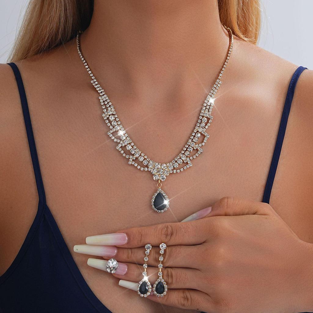 European-American Rhinestone Teardrop Necklace & Earring Set: Korean-Style Bridal Temperament Collarbone Chain Jewelry for Women