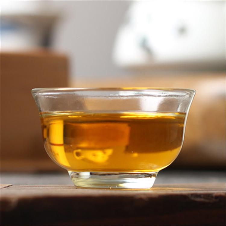 Heat-Resistant Transparent Glass Tea Tasting Cups, 10 per Box, Machine-Made Small Cups for Advertising Gifts.