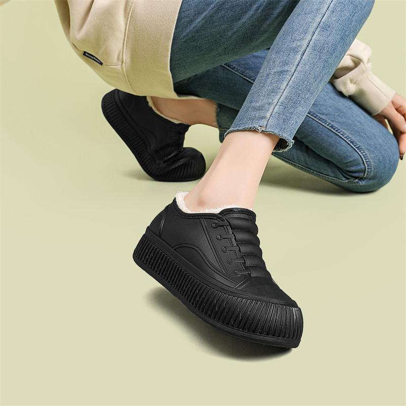 Fashionable Women's Shoes with Height Increase Inside Low Cut Rain Shoes Rubber Shoes Lightweight Wear-resistant, and Plush Warm Flat Low Water Shoes