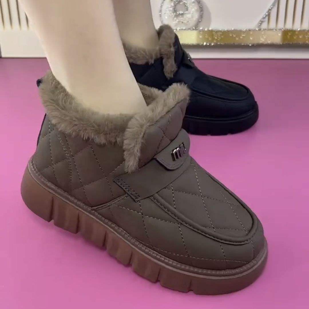 

2025 winter new Martin boots women s non-slip versatile soft sole waterproof piled thickened warm wool cotton shoes super soft 41
