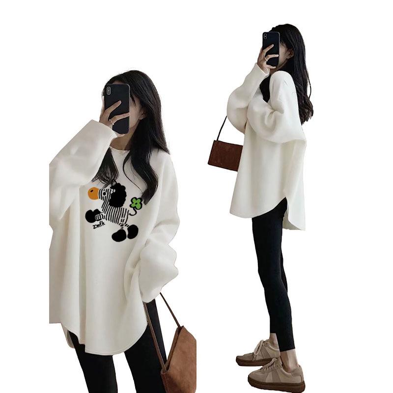 Women's White Fleece Base Layer Long-Sleeve T-Shirt with Shark Pants - Loose and Thick for Autumn/Winter.