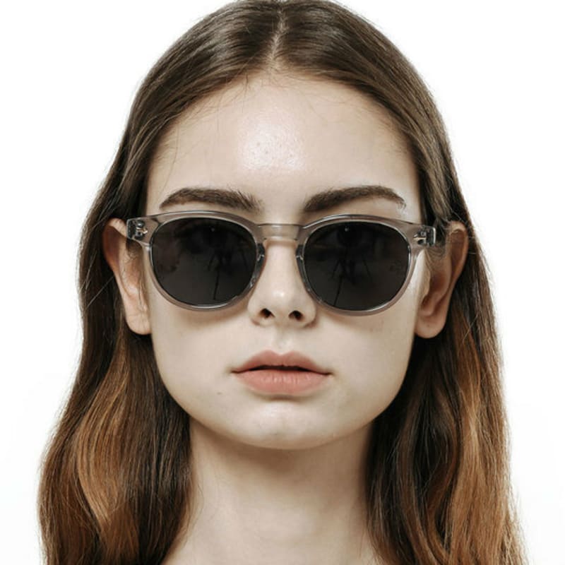 

FACETION Tom (s-c5) c5_grey clear