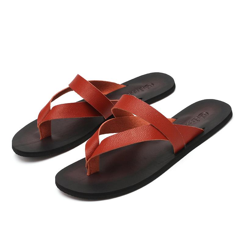 Fashion Summer men's slippers Leisure comfortable trendy design styles Outdoor beach stroll Daily quality shoes Classic Black and White