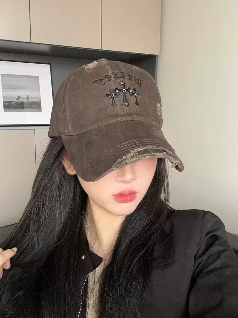 Fashion Hat American retro cross made old baseball cap for men and women couples with holes showing small faces versatile cap casual shade