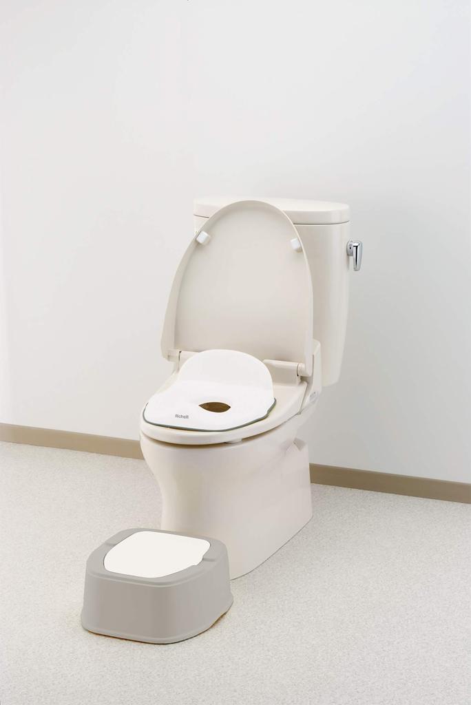 Richell Potty Chair K, White, 1 Piece (x 1)