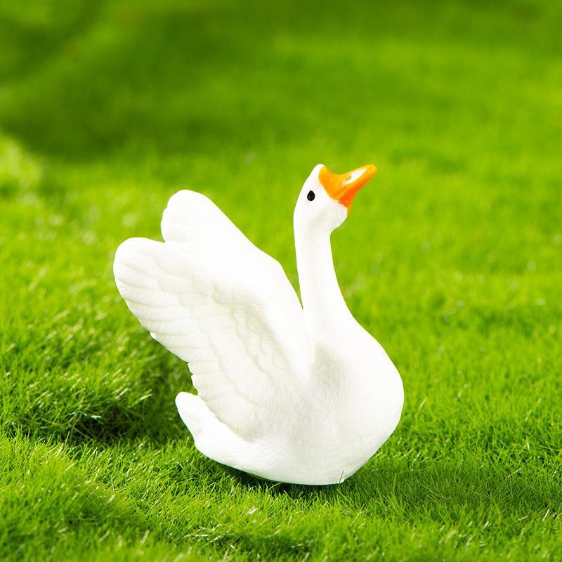 5Pcs Mini Duck Duckling Model Moss Micro-Landscape Creative Adorable Figurine Decorative Miniature Office Desk Ornament