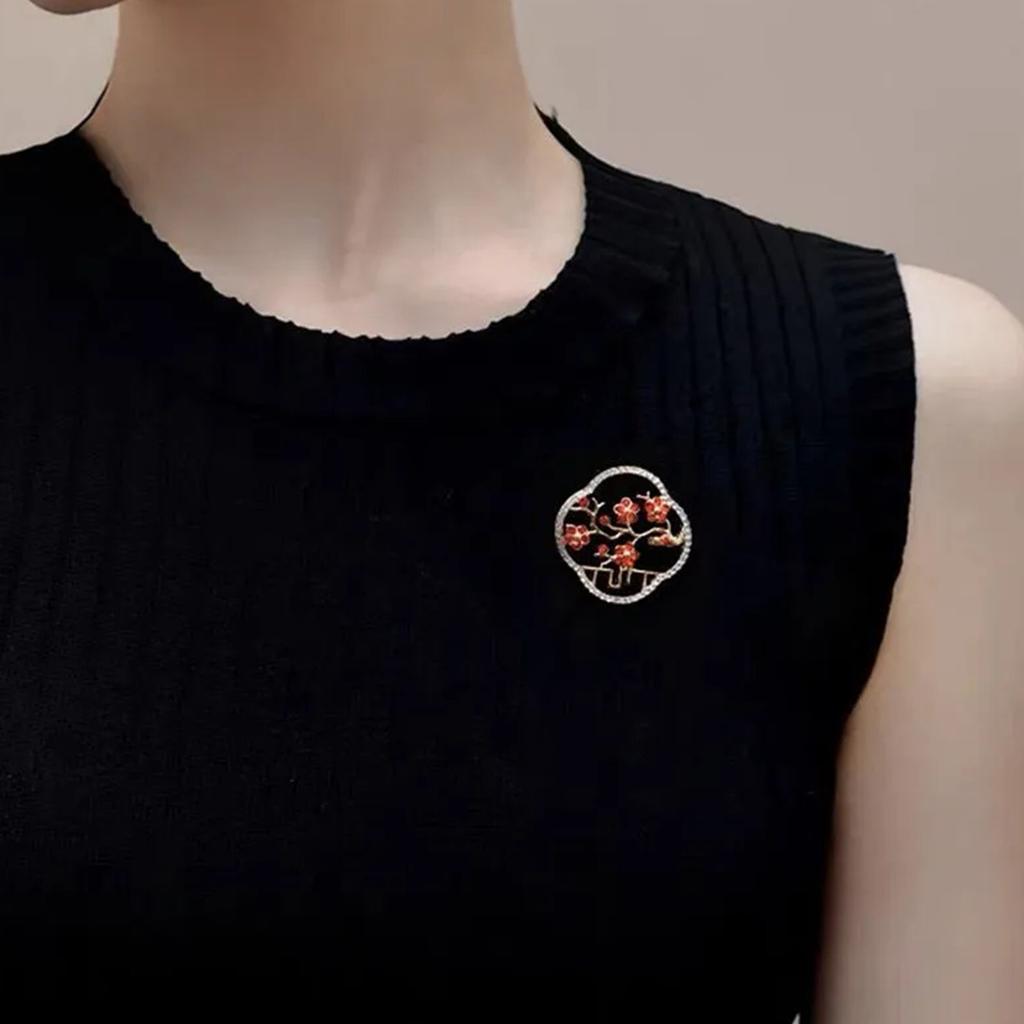 Camellia Flower Brooch. High-end Women's Exquisite Design. Black French Chest Flower. High-end Suit Pin Accessories